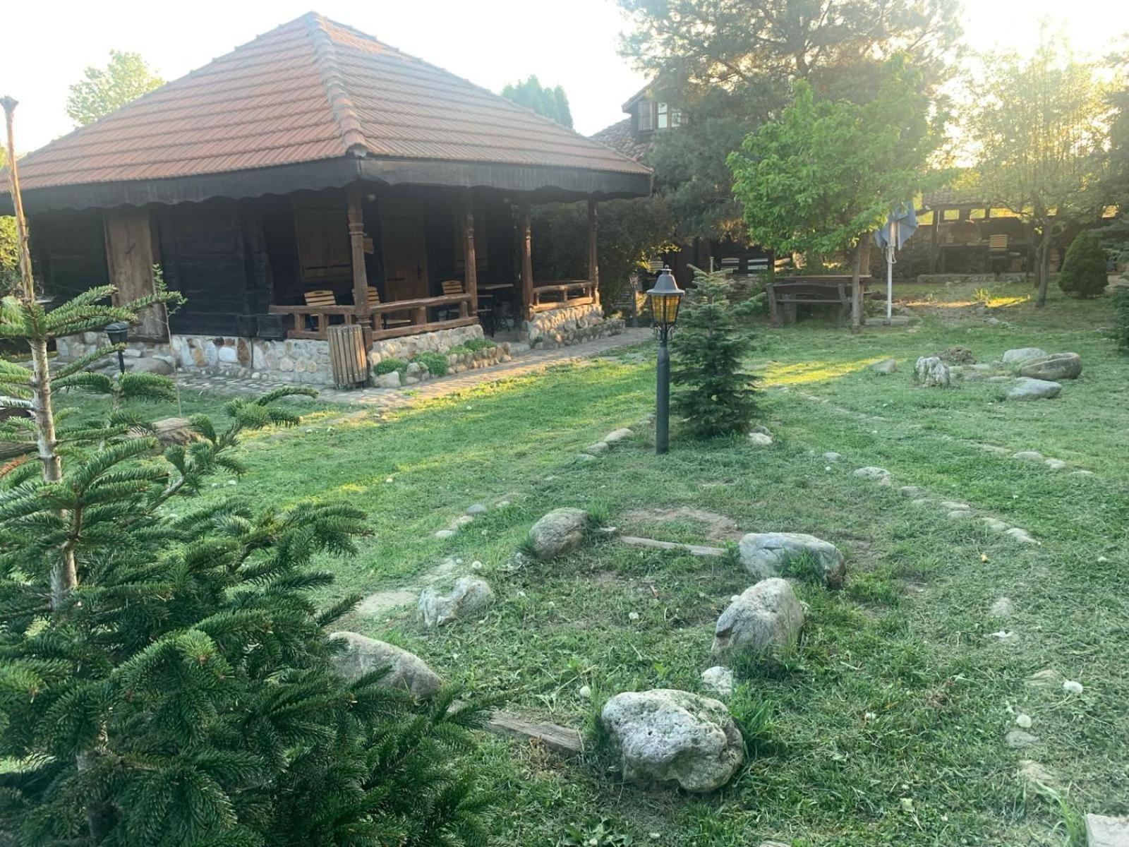 Satul Traditional Runcu  Exteriör bild